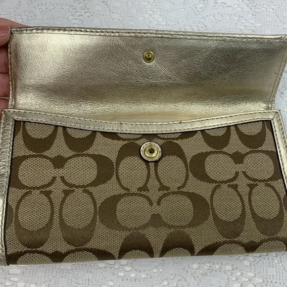 Vintage Coach Leather Fabric Wallet Signature C Turnkey opening Tan Gold shine - Picture 4 of 16